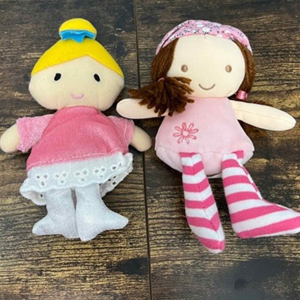 Gund Set of 2 Giggle & Crinkle Doll Set